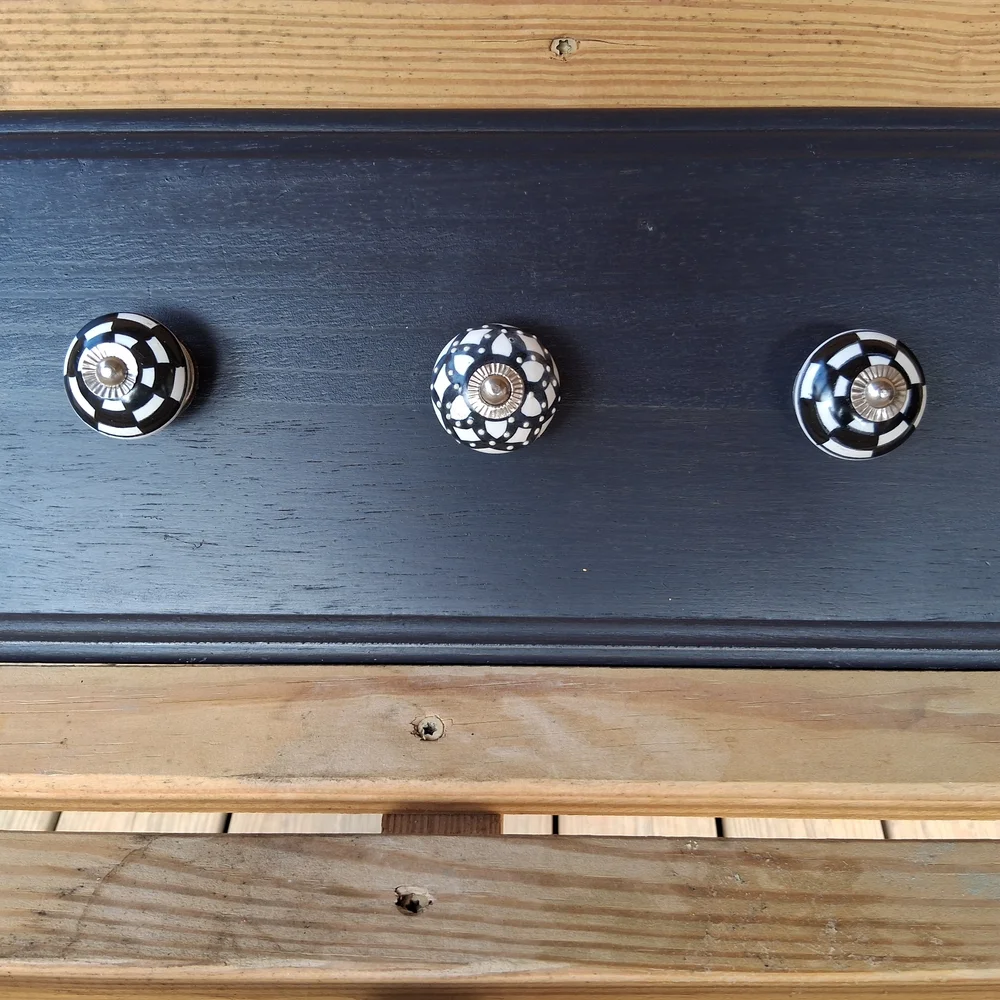 Black and White Decorative Wall Hook Rack - Brand Unbranded